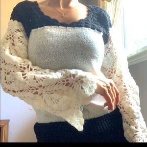 Vintage Handmade Crocheted Flower Sweater Size Med